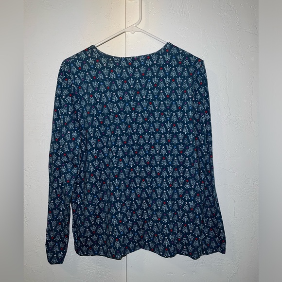 Lands’ End Christmas Tree Long Sleeve - Picture 3 of 10